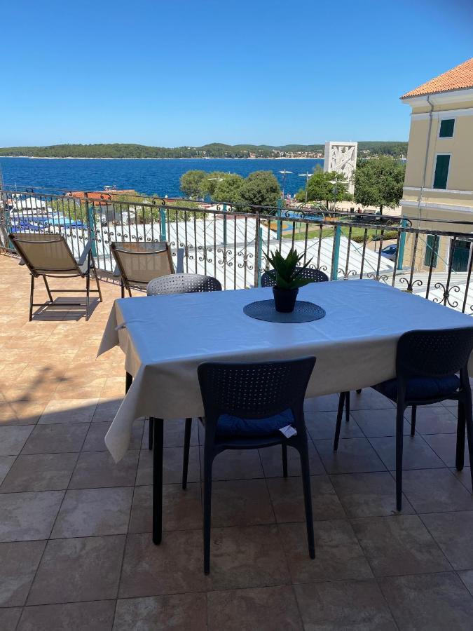 Apartment Nino روفينج المظهر الخارجي الصورة